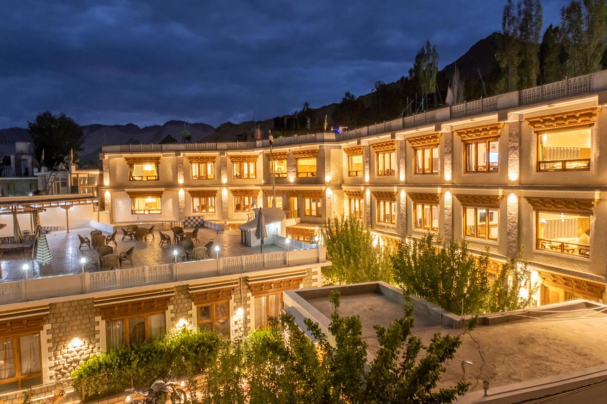 Cho Palace Лех Екстер'єр фото